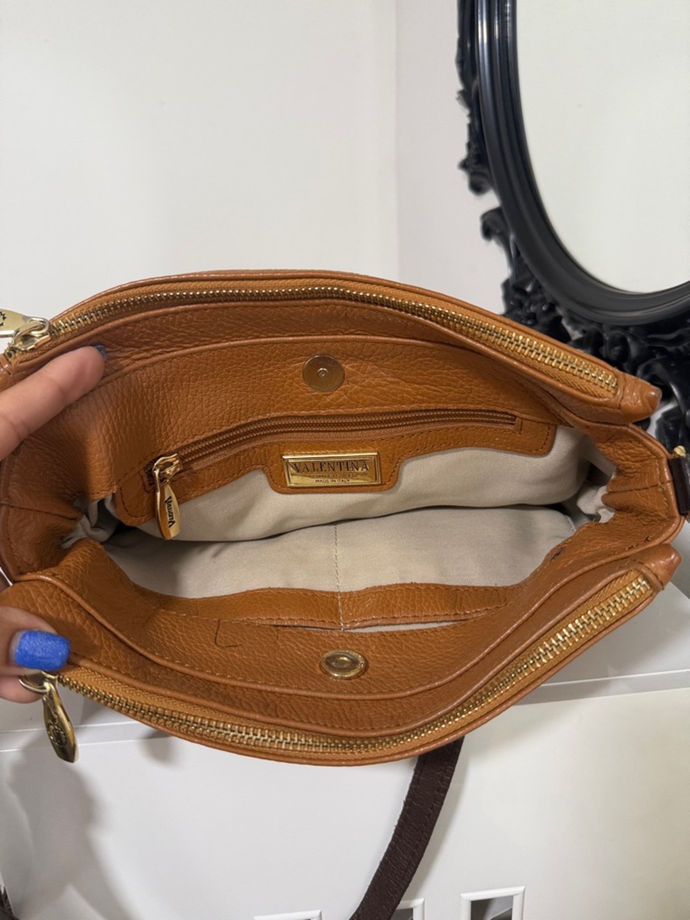 Valentina FINAL SALE ππΌππΌππΌππΌClassic Pebbled Leather Crossbody in tan leather ππ - Picture 9 of 13